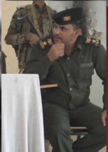 محمد سعيد مهيوب الجنيد بزي عسكري في صورة سابقة